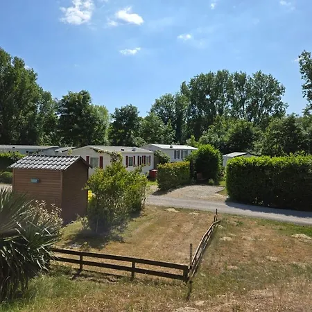 Kemping Mobil-home A Dans Un 3 Etoiles *